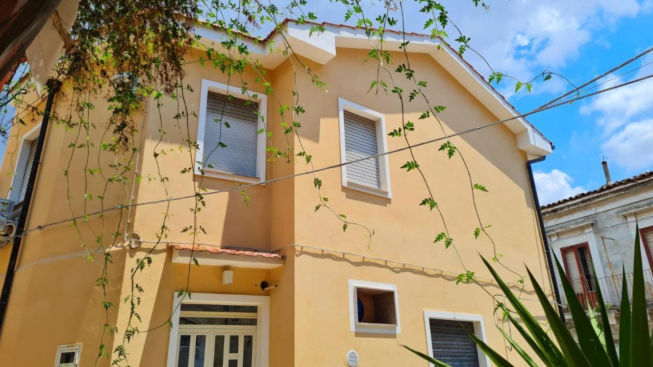Casa Vacanze La Melagrana Modica Kültér fotó